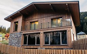 Grand Chalet Lacu Rosu